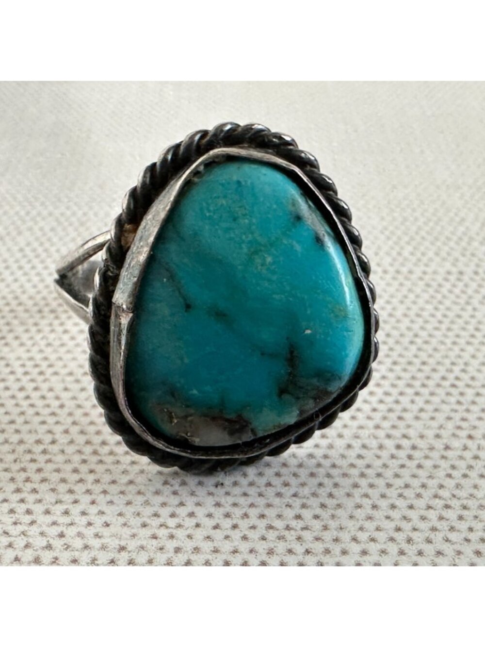 1970s Southwestern Sterling Silver Turquoise Ring Rope Bezel Size 7 - Picture 4 of 6